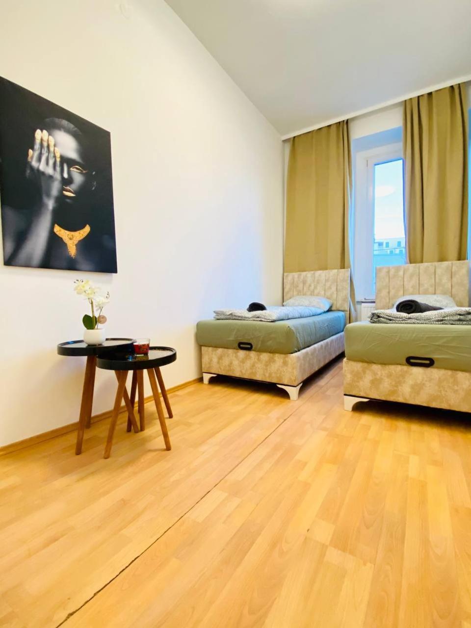 Comfortable Room In The 23Rd District Of Vienna Fr4 Exterior photo