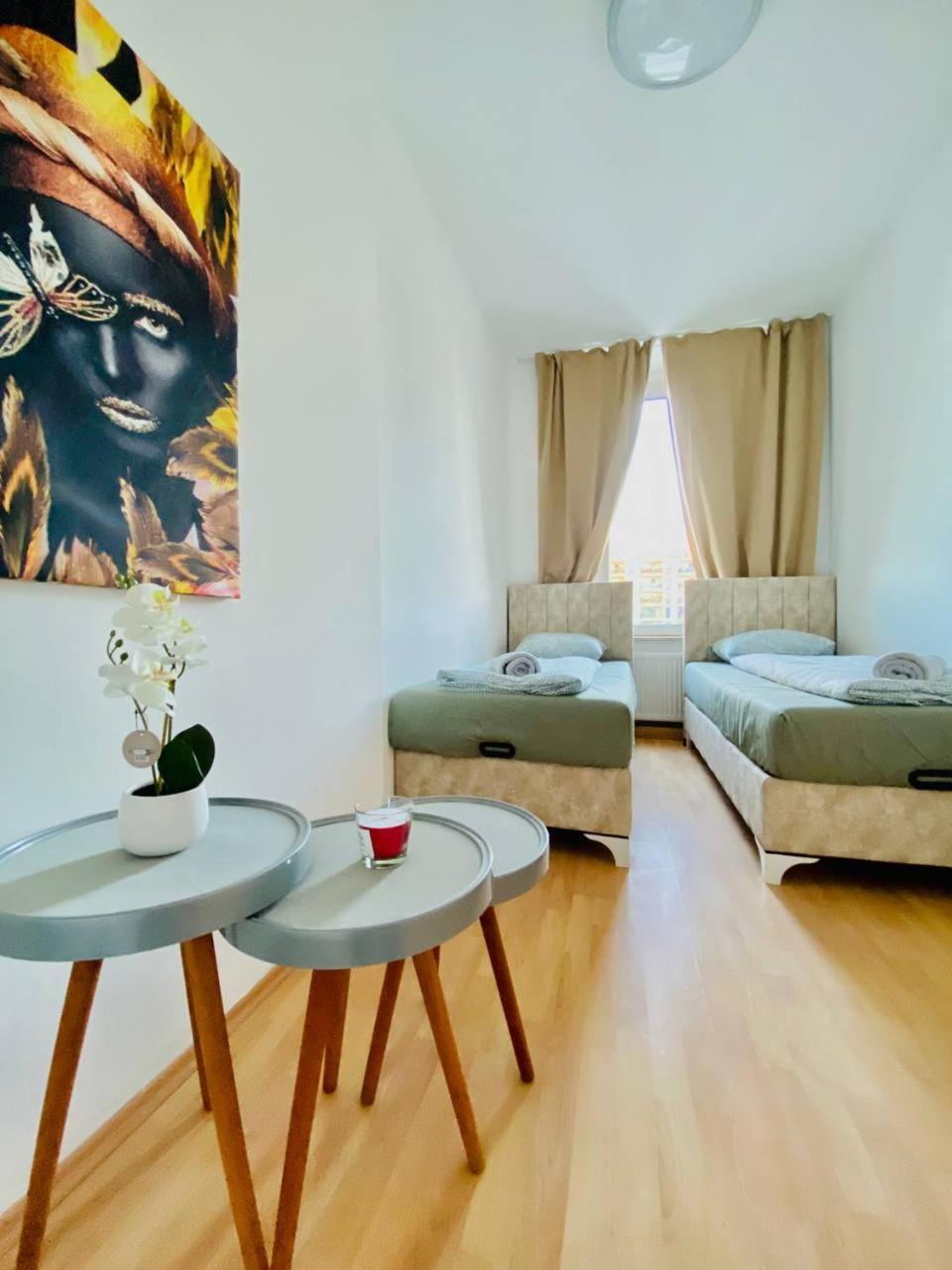 Comfortable Room In The 23Rd District Of Vienna Fr4 Exterior photo