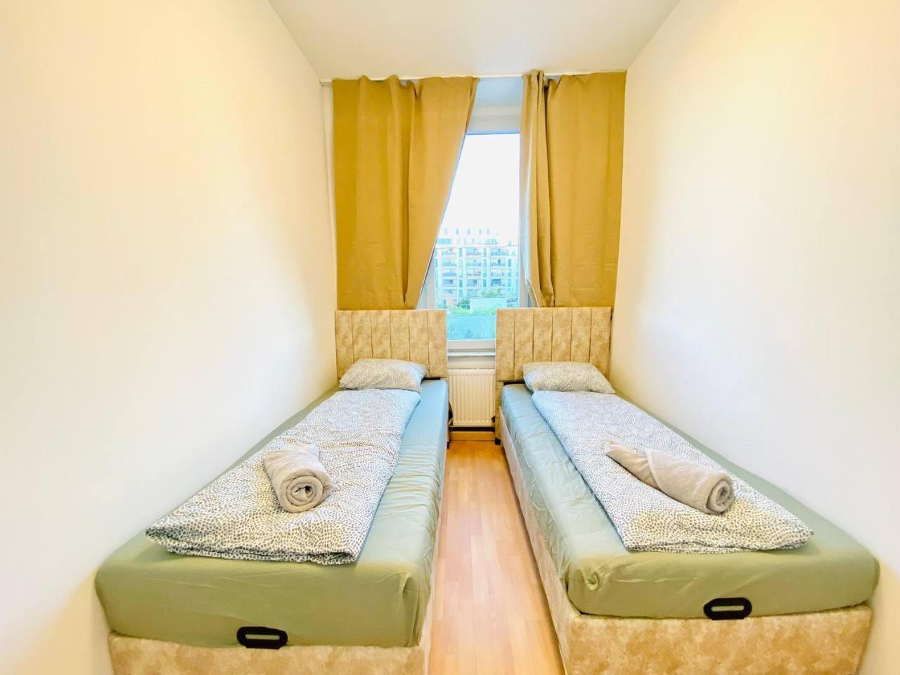 Comfortable Room In The 23Rd District Of Vienna Fr4 Exterior photo