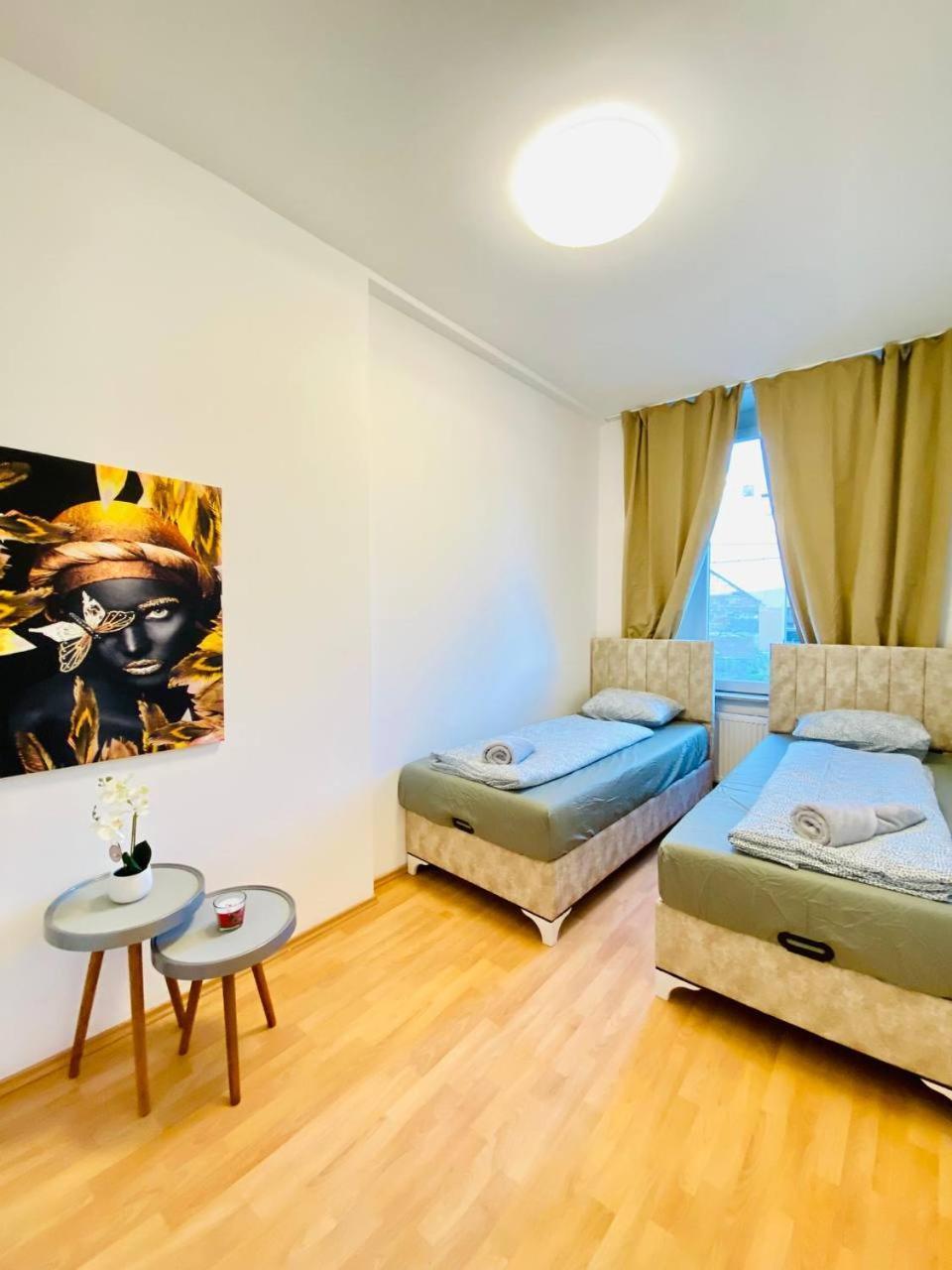 Comfortable Room In The 23Rd District Of Vienna Fr4 Exterior photo